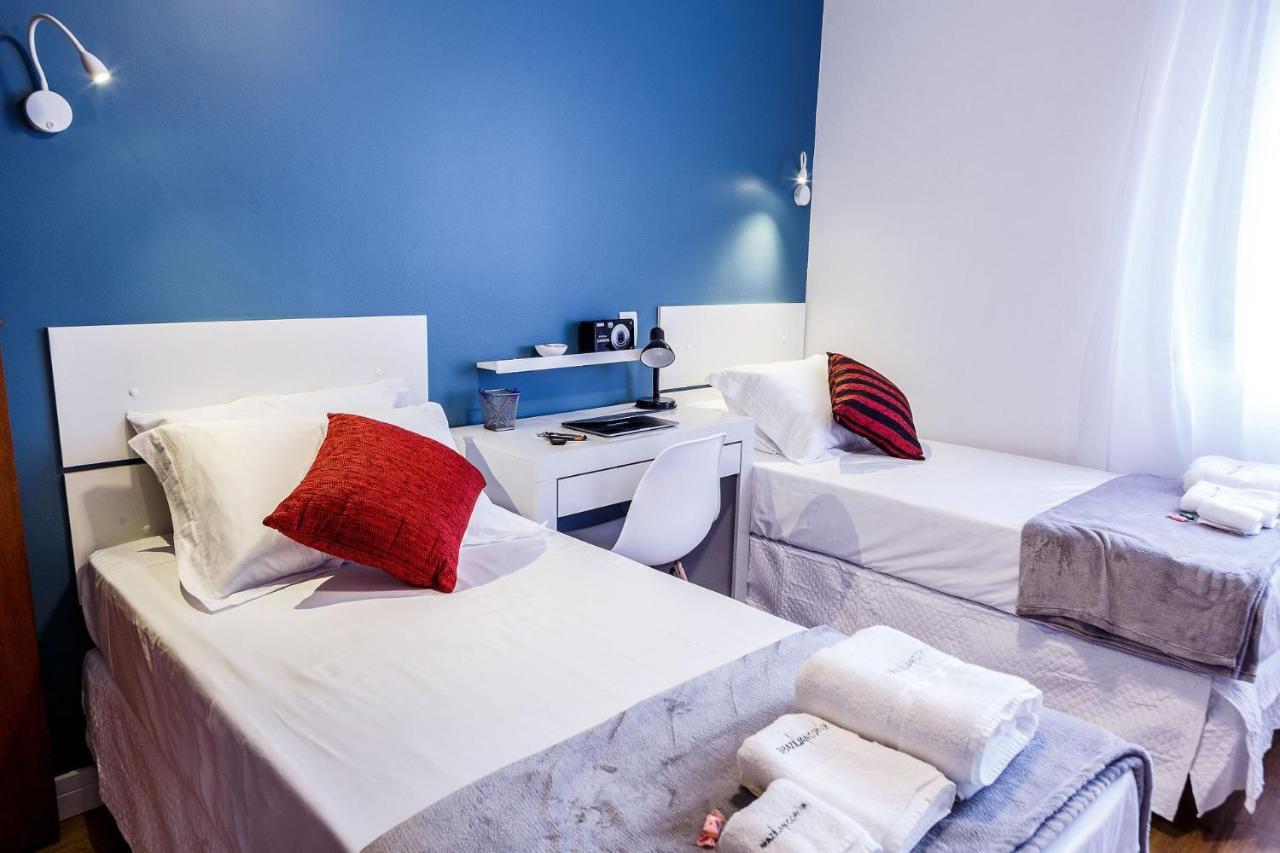 Aluguel De Suites Por Temporada Em Alto De Pinheiros San Paolo Esterno foto